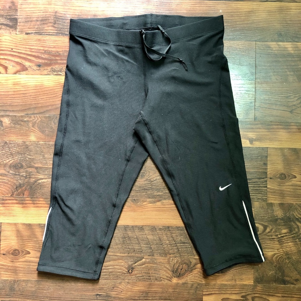 Nike Black Dri Fit Capri Leggings